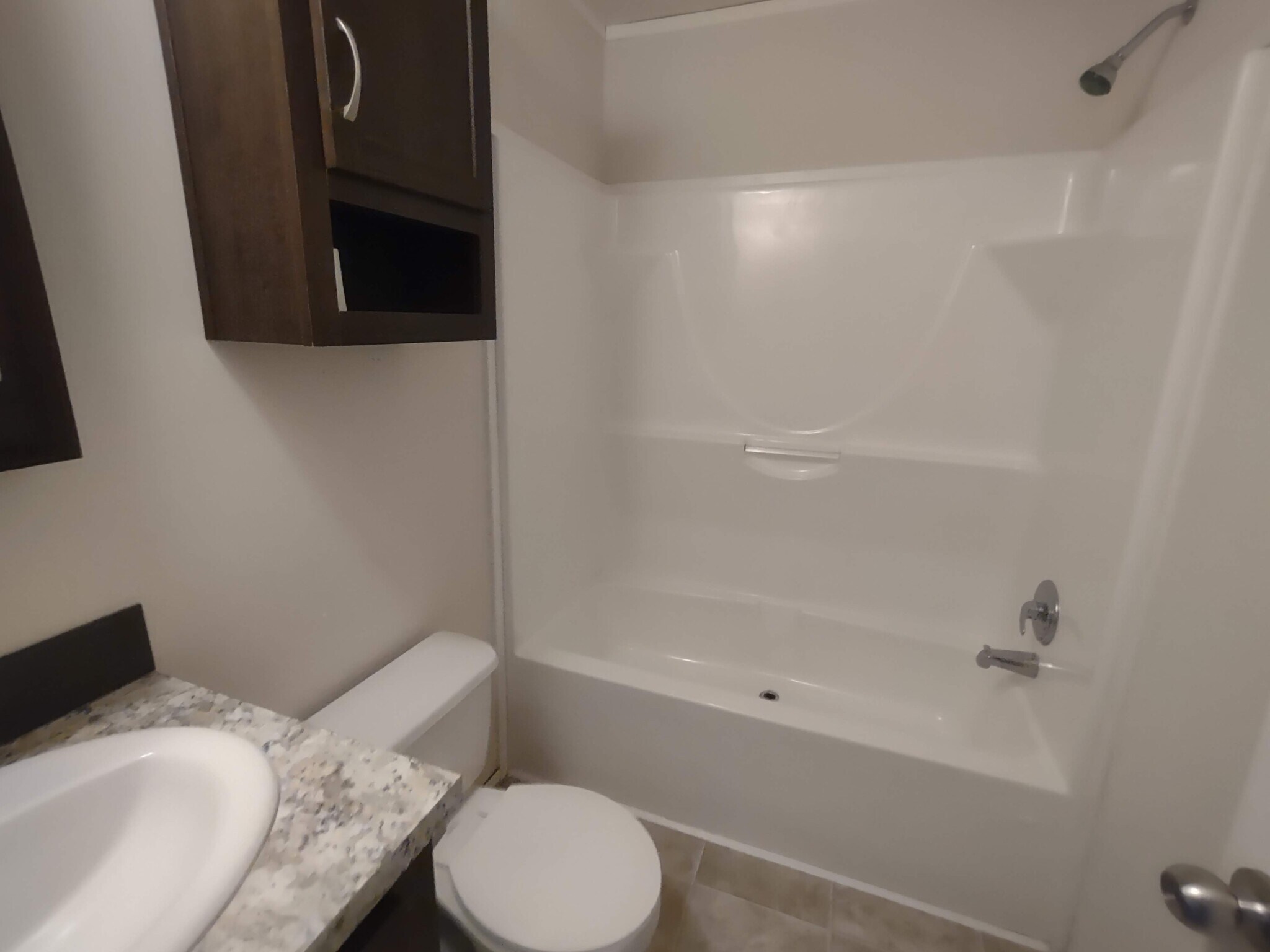 Building Photo - 2304 Wellington Green Dr