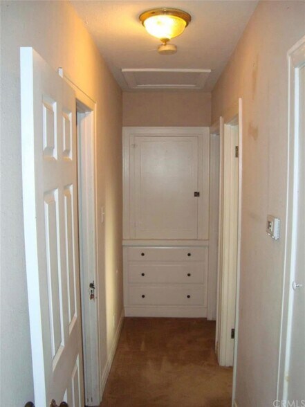 Building Photo - 3739 Farnham Pl