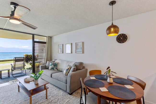 Building Photo - 4471 Lower Honoapiilani Rd