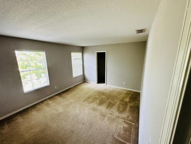 Building Photo - 13828 Chihuly Ct