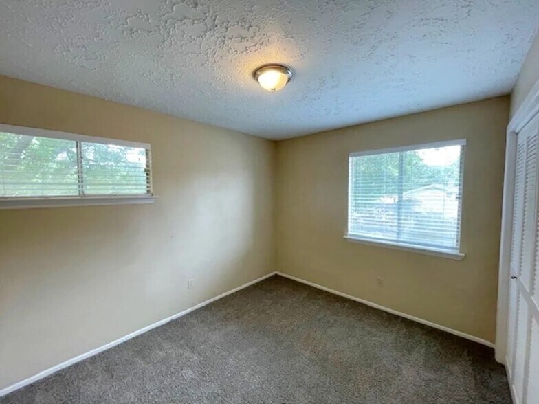 Building Photo - 16123 Golden Sage Ln