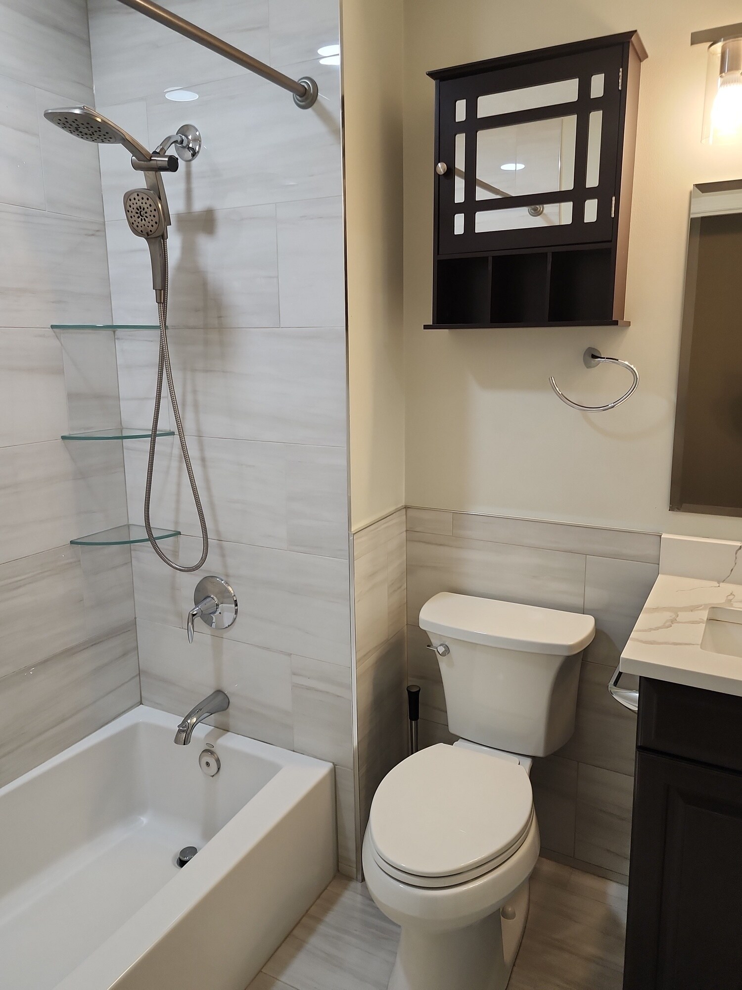 Building Photo - 9308 Gordon Ct