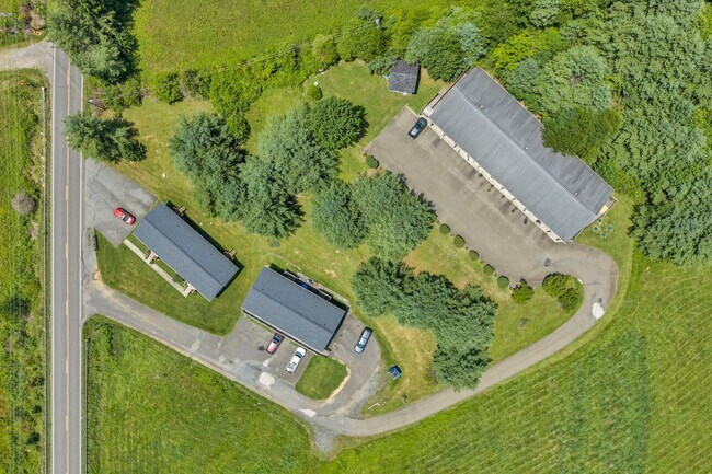 Building Photo - 7863 NC-163