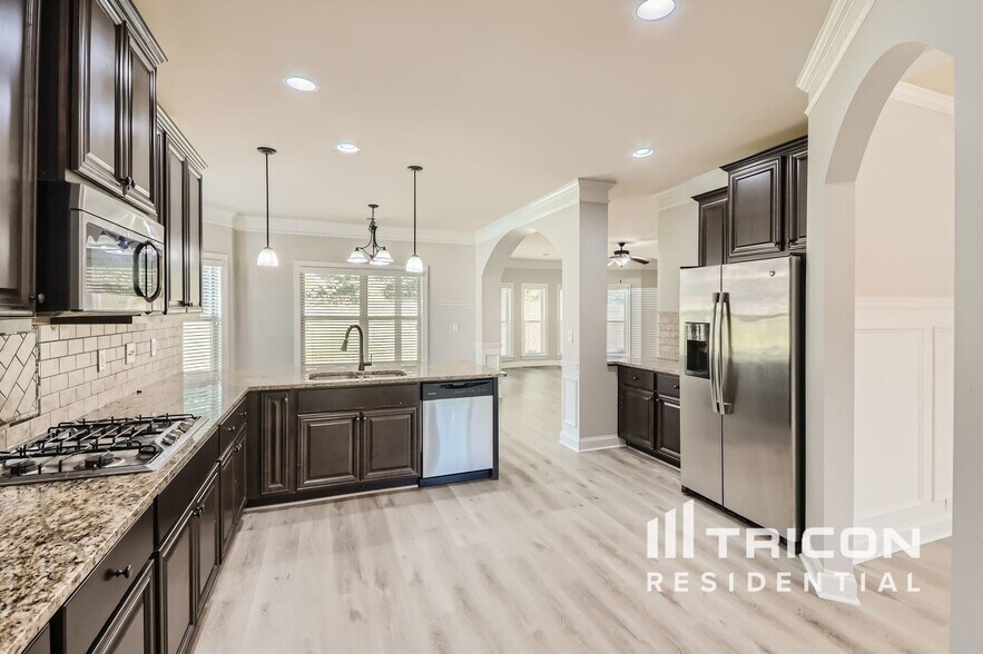 Building Photo - 254 Fannin Ln
