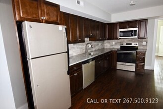 Building Photo - 522 N Preston St