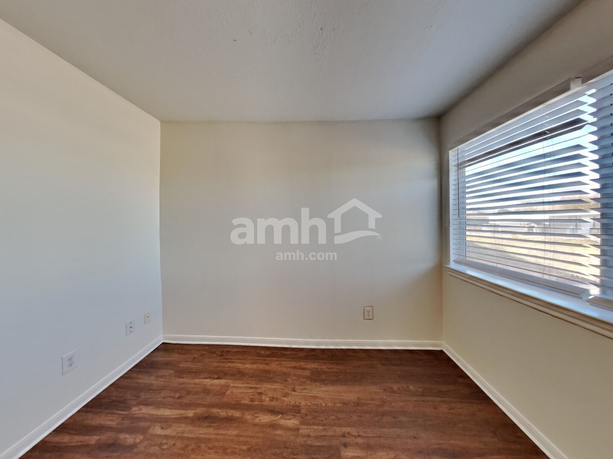 Building Photo - 9245 Clearwood Landing Blvd