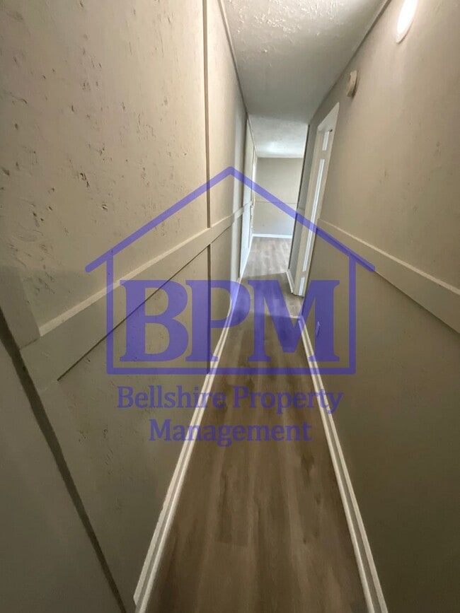 Building Photo - Cozy 1 Bed, 1 Bath Home in the Heart of Na...