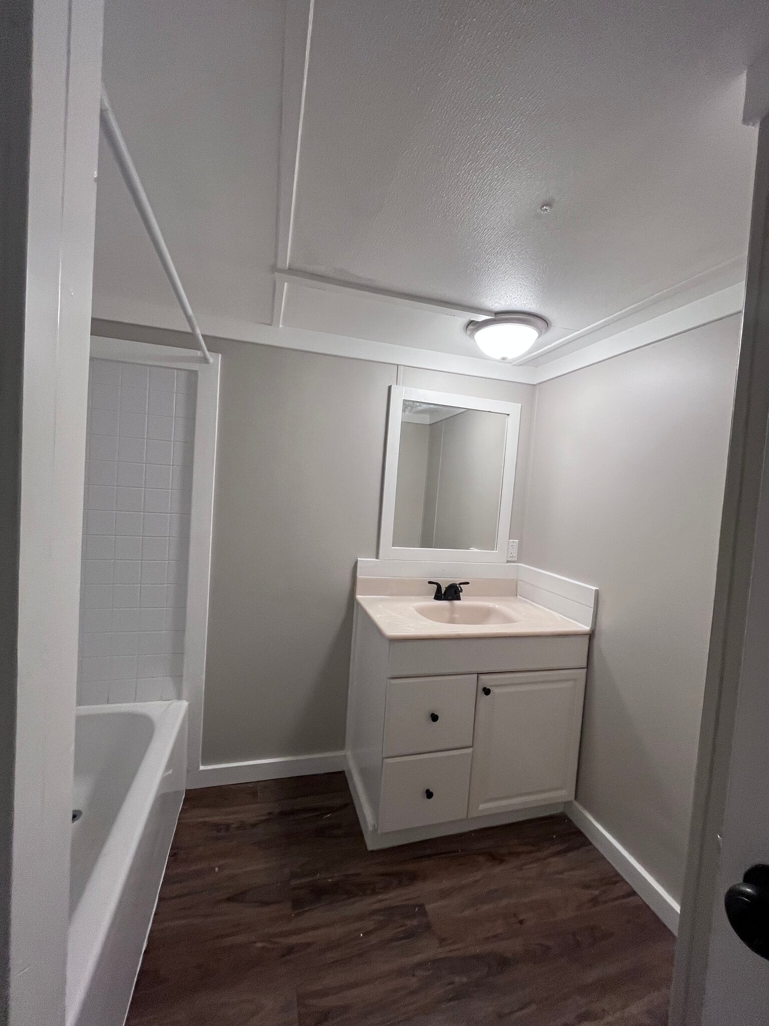 Building Photo - 2409 Swope Rd