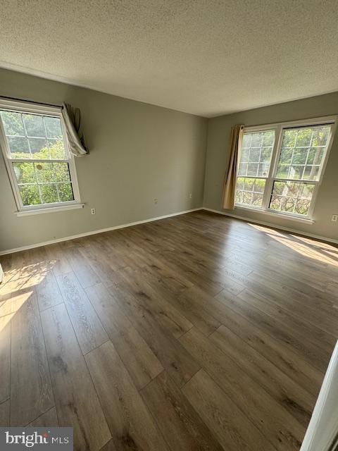 Building Photo - 27 Mendrey Ct