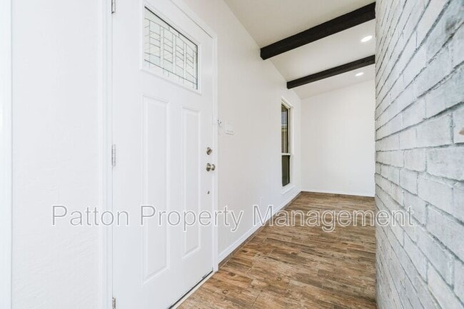 Building Photo - 6127 Belpree Rd