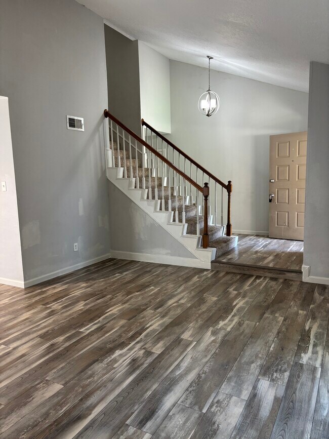 Building Photo - 10227 Autumn Meadow Ln