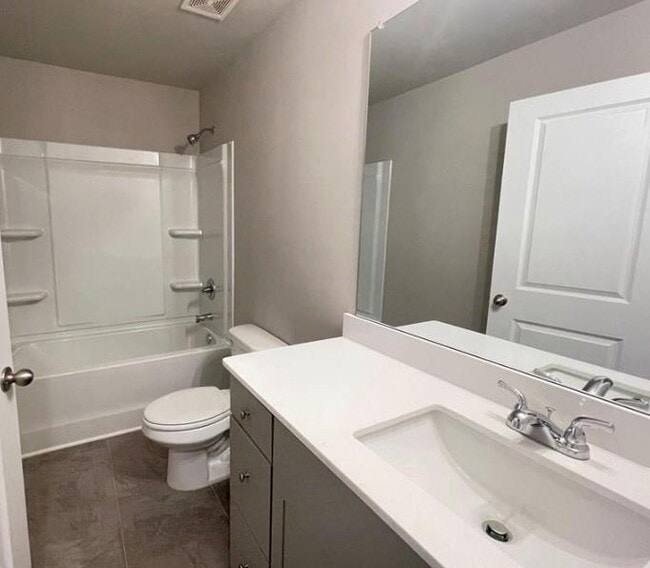 Building Photo - 111 Millers Ln