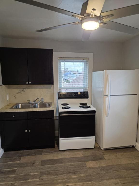 Building Photo - 128 Miller St