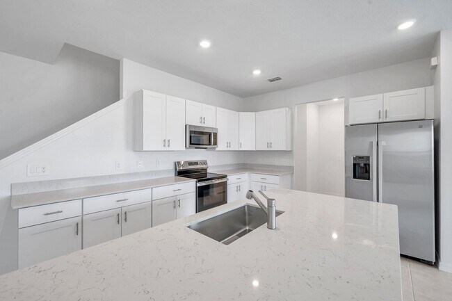 Building Photo - 9328 Bonita Mar Dr