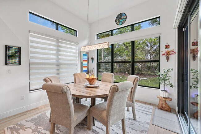 Building Photo - 9368 Cantal Cir E
