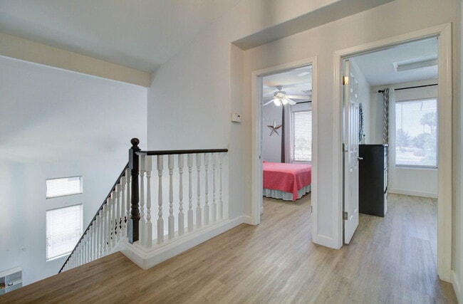 Building Photo - 2576 E Brooks St