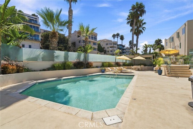 Building Photo - 7301 Vista Del Mar