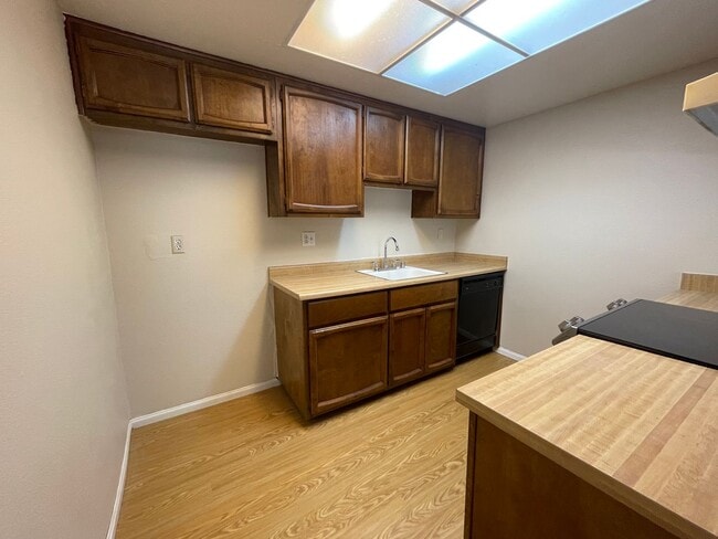 Building Photo - Charming 2 Bedroom, 2 Bath Duplex in Citru...