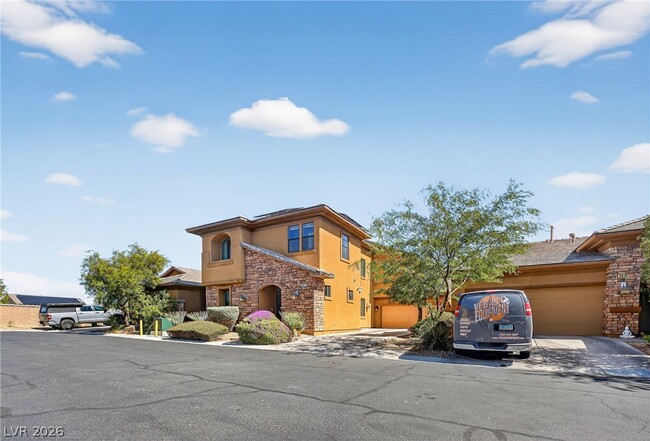 Building Photo - 3932 Bagua Ct