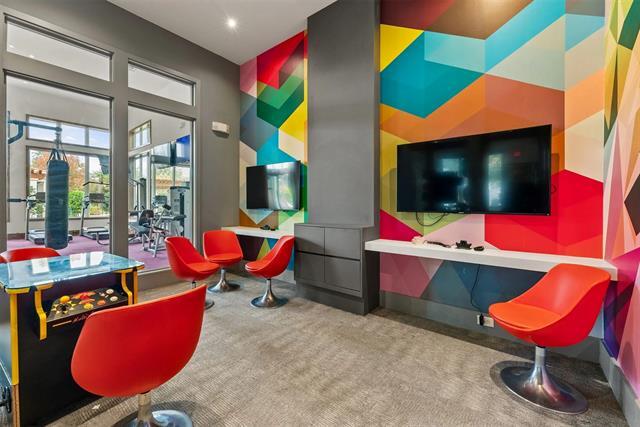 Building Photo - 12700 Ridgeline Blvd