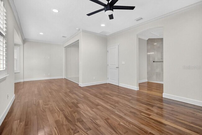 Building Photo - 8233 Tivoli Dr