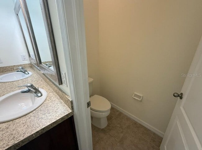 Building Photo - 6223 35th Ct E