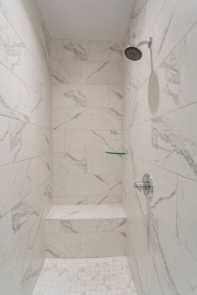 Building Photo - 505 Wedgewood Ave