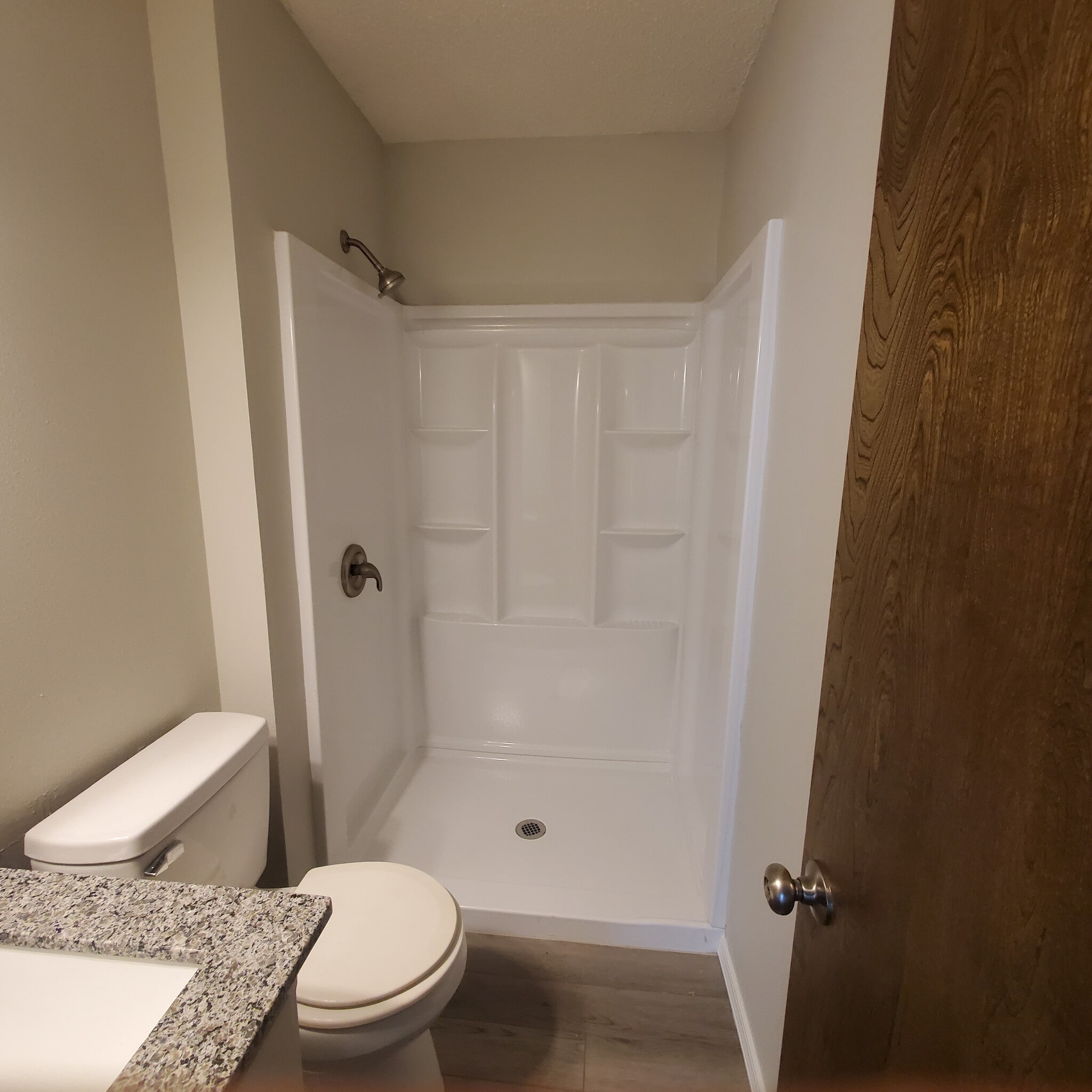 Primary Bath - 2016 W Jefferson St