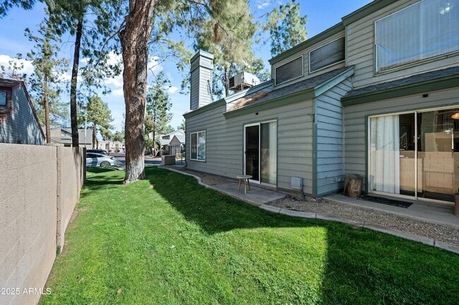 Building Photo - 14002 N 49th Ave