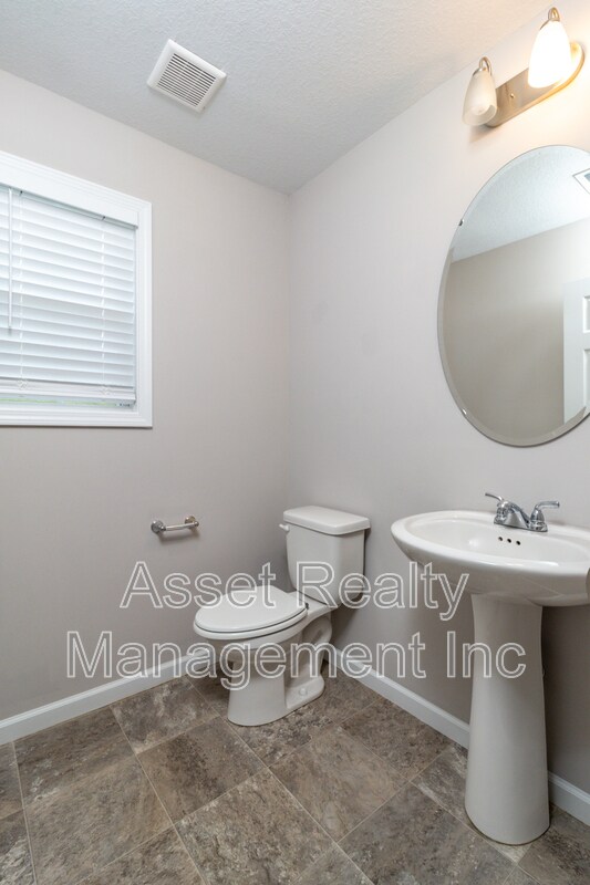 Building Photo - 8205 Zodiac Ln