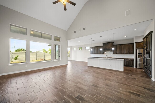Building Photo - 2823 Maple Oak Ln
