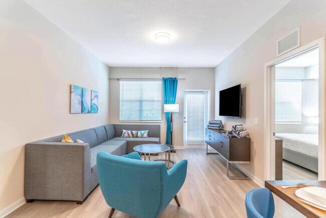 Building Photo - 4001 Breakview Dr