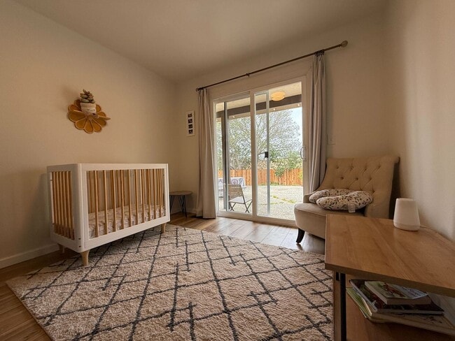 Building Photo - Coming availble soon!!! Tranquil Oak Hills...
