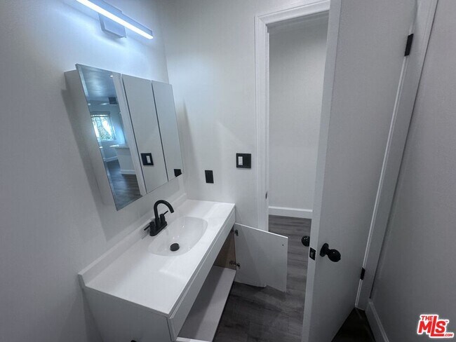 Building Photo - 2228 20th St