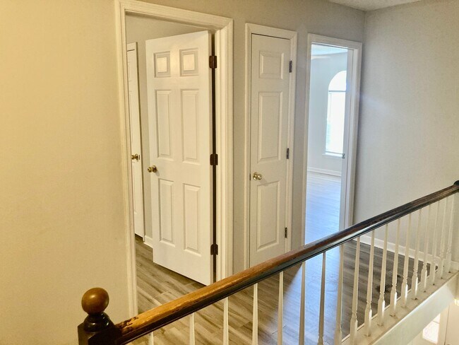 Building Photo - 4195 Litchfield Ln