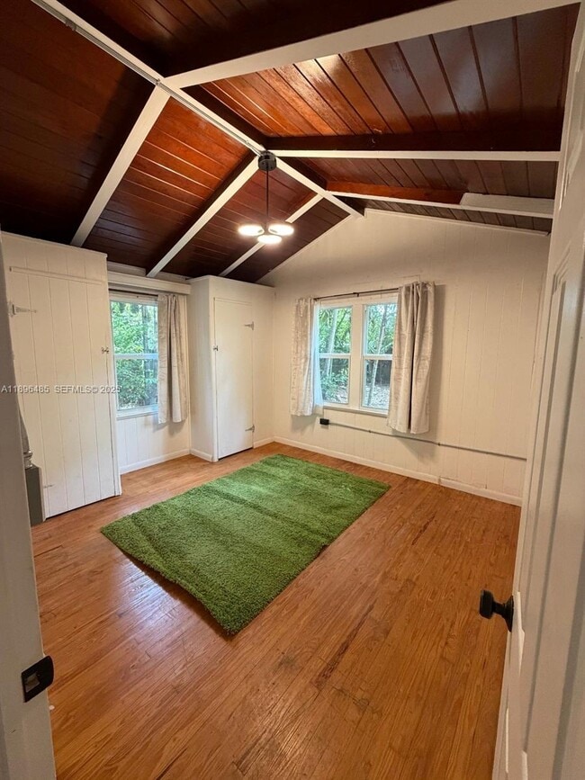 Building Photo - 491 NE 163rd St