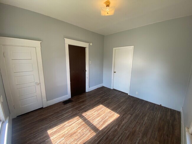 Building Photo - 1222 Chandler St