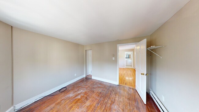 Building Photo - 403 W Fourth St