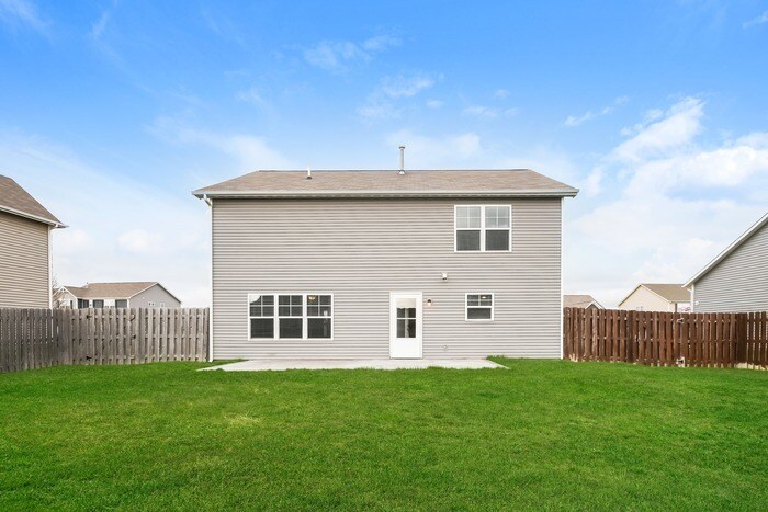 Building Photo - 816 Declaration Dr