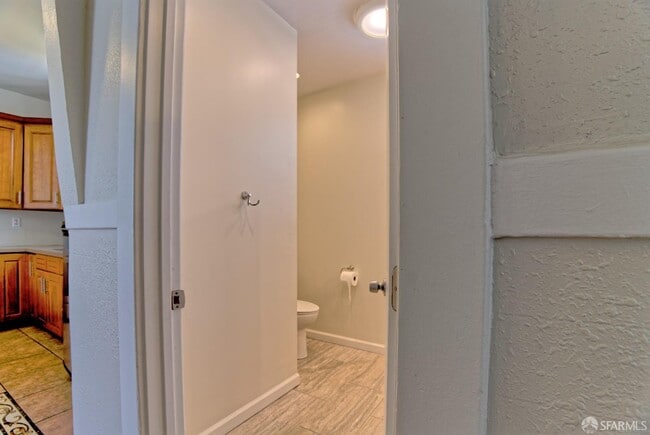 Building Photo - 1218 York St