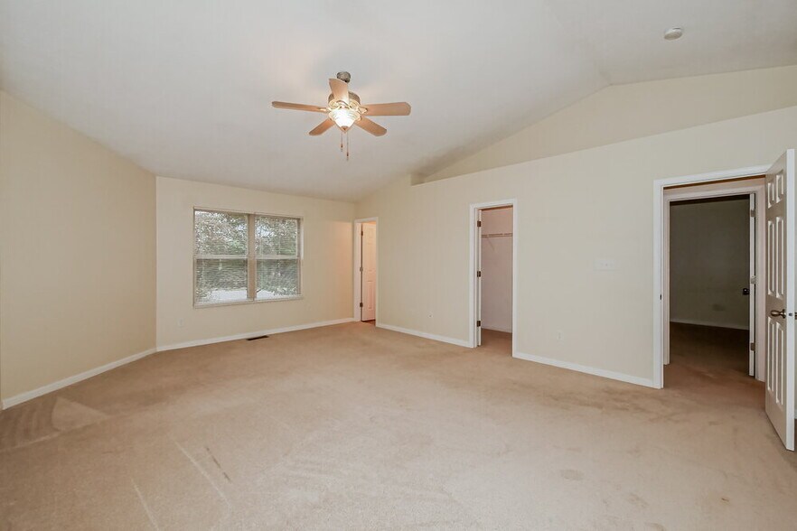 Building Photo - 12971 Quarterback Ln
