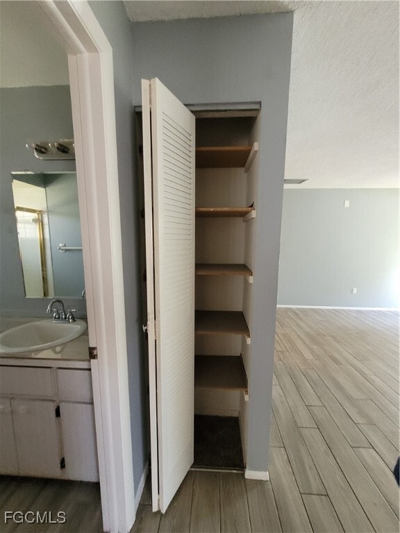 Building Photo - 1865 Lavonia Ln