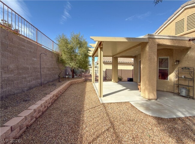 Building Photo - 2823 Sapphire Desert Dr