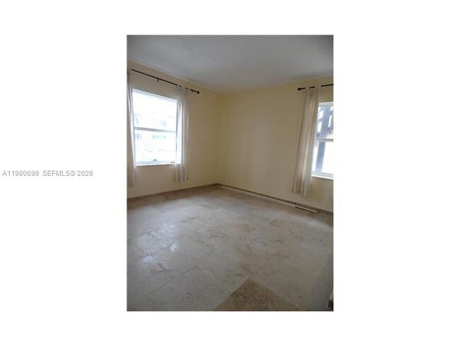 Building Photo - 716 Briny Ave