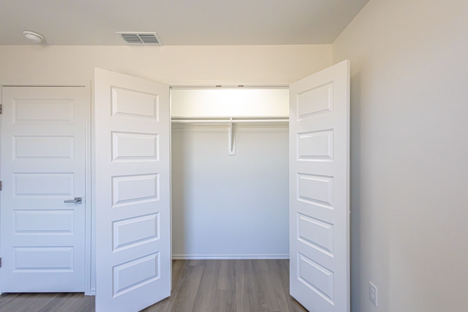 Building Photo - 5902 US-59