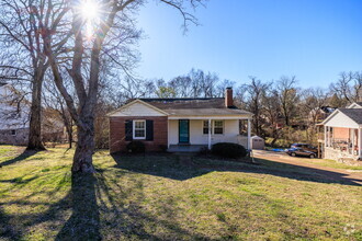 Building Photo - **NOW AVAILABLE!** 2 Bed, 1 Bath Inglewood...