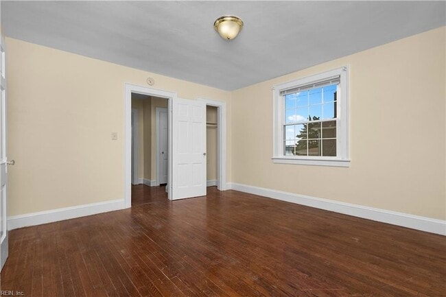 Building Photo - 2800 Chesterfield Blvd