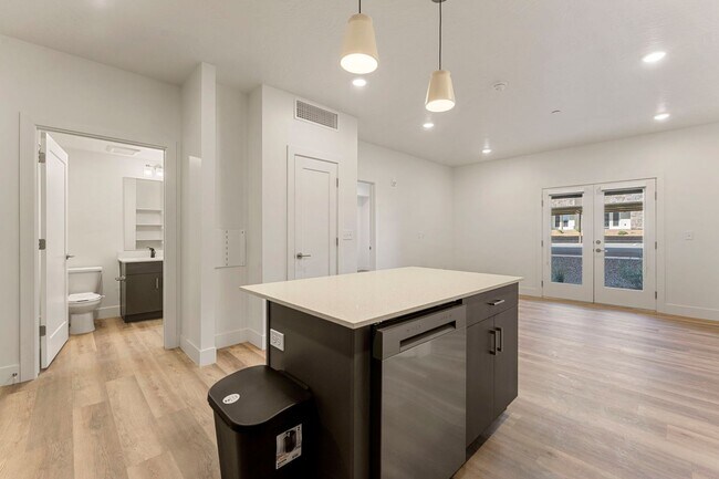 Building Photo - Brand New Modern Apartments at Ascesa