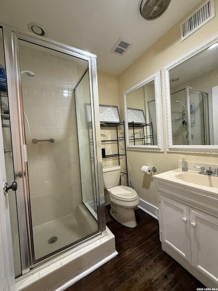 Building Photo - 402 W Elsmere Pl