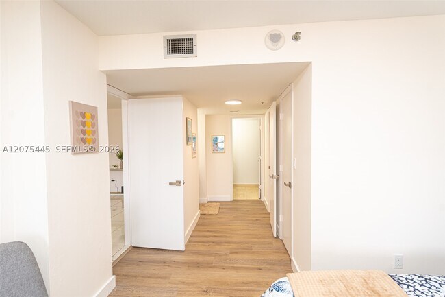 Building Photo - 1201 S Ocean Dr
